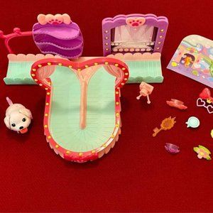 Chubby Puppies and Friends Fashion Runway Playset.